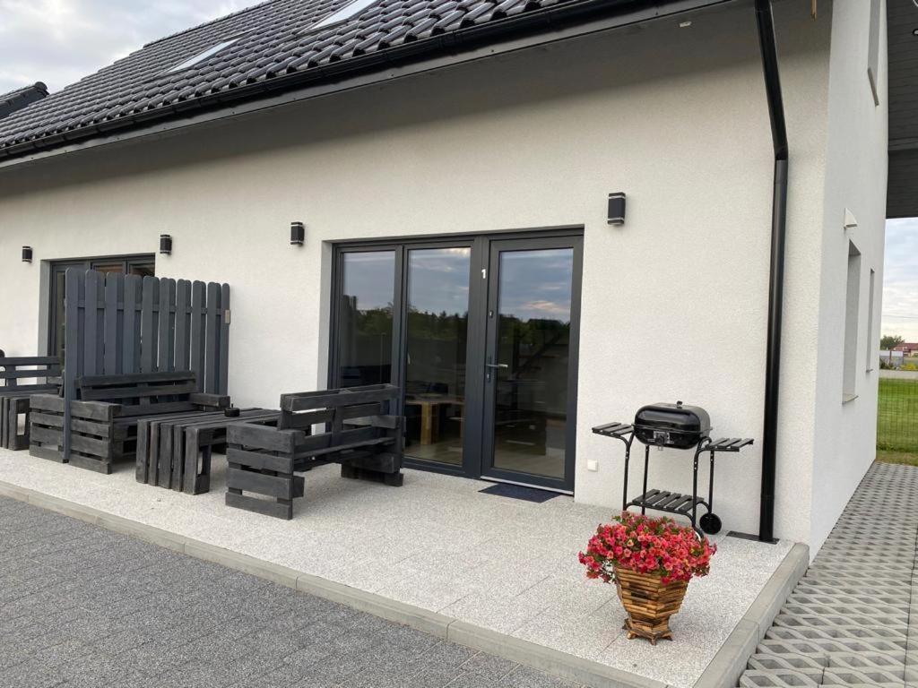 Apartamenty Lebska Ostoja Nowecin Bagian luar foto